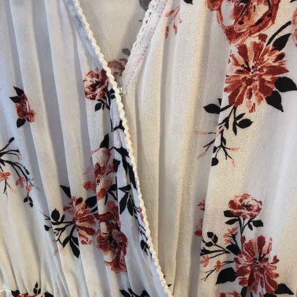 PacSun Romper Size Small (by Kendall & Kylie) - Picture 4 of 5